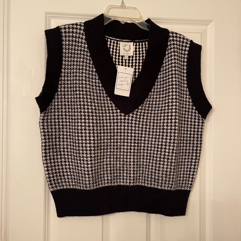 NWT sweater vest